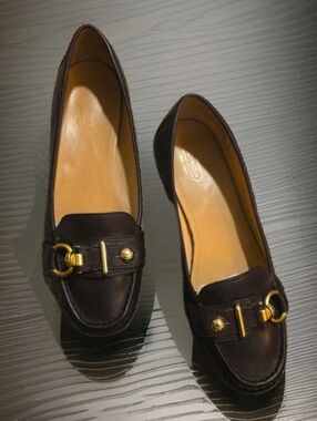 Pre-loved Brown Leather Coach "Elkie" Loafers Sz 9.5.